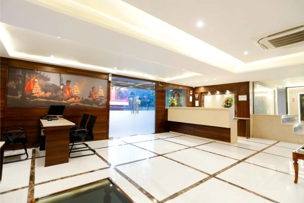 Hotel Lobby and Welcome Area