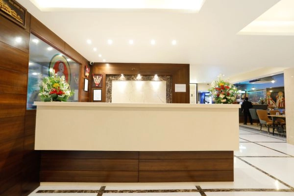Lobby Lounge and Seating for Guests